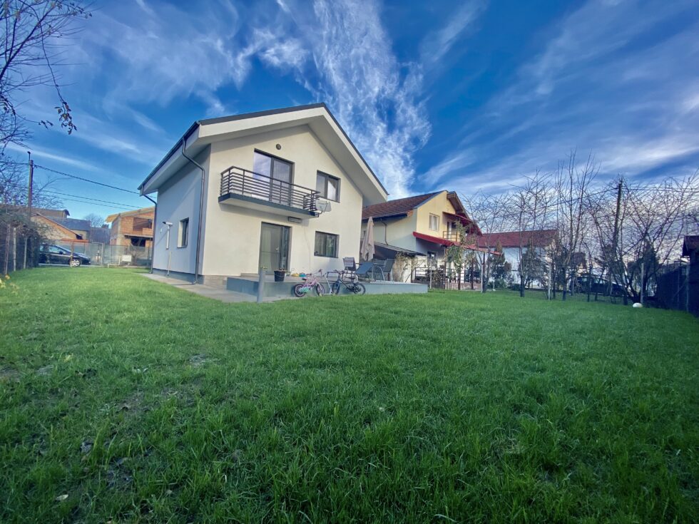 Vânzare Casa/Vila, 4 camere, Targoviste, zona calea Bucuresti